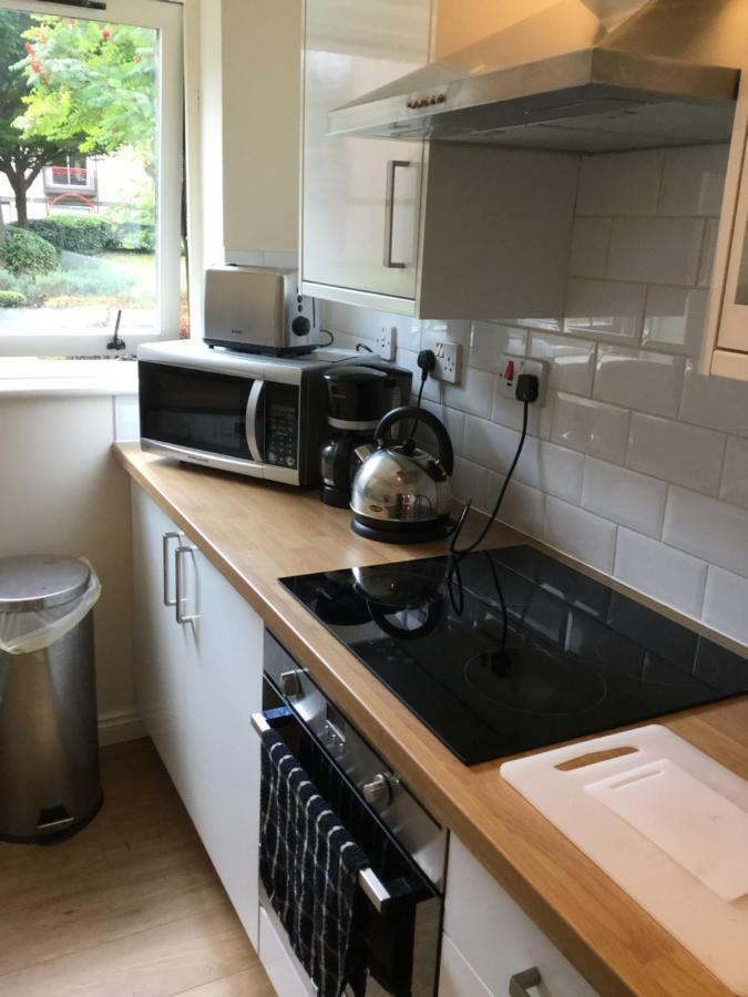 2 Bed City Apartment With Parking Glasgow Eksteriør billede